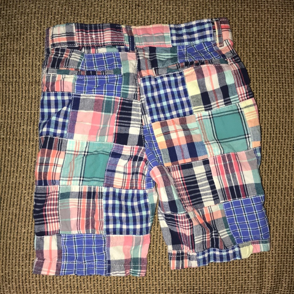 Shorts - Picture 2 of 4